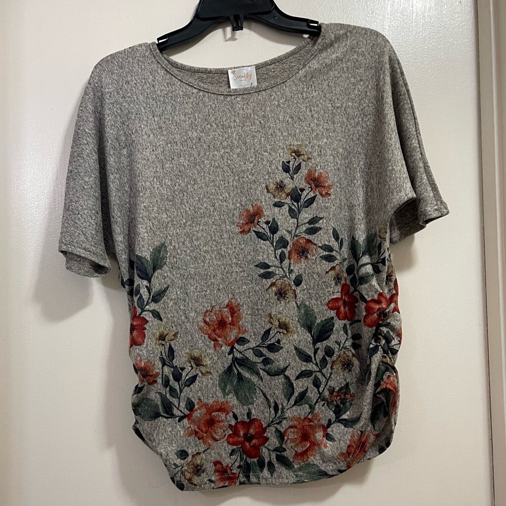WOMAN BLOUSE